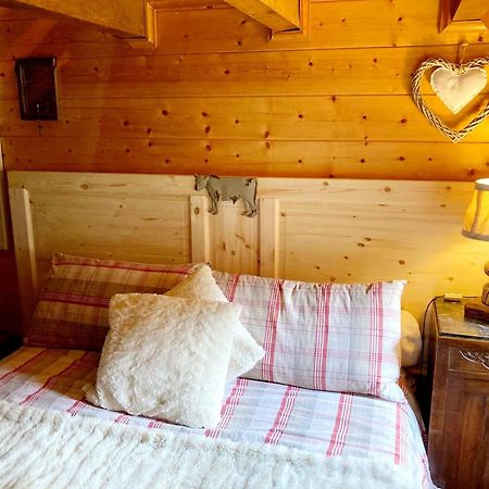 Bedretto "Chalet Dei Fiori" Room & Apartment מראה חיצוני תמונה