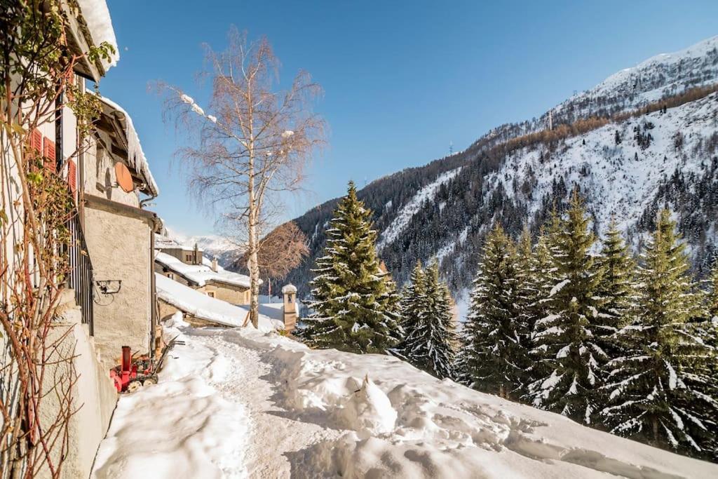 Bedretto "Chalet Dei Fiori" Room & Apartment מראה חיצוני תמונה