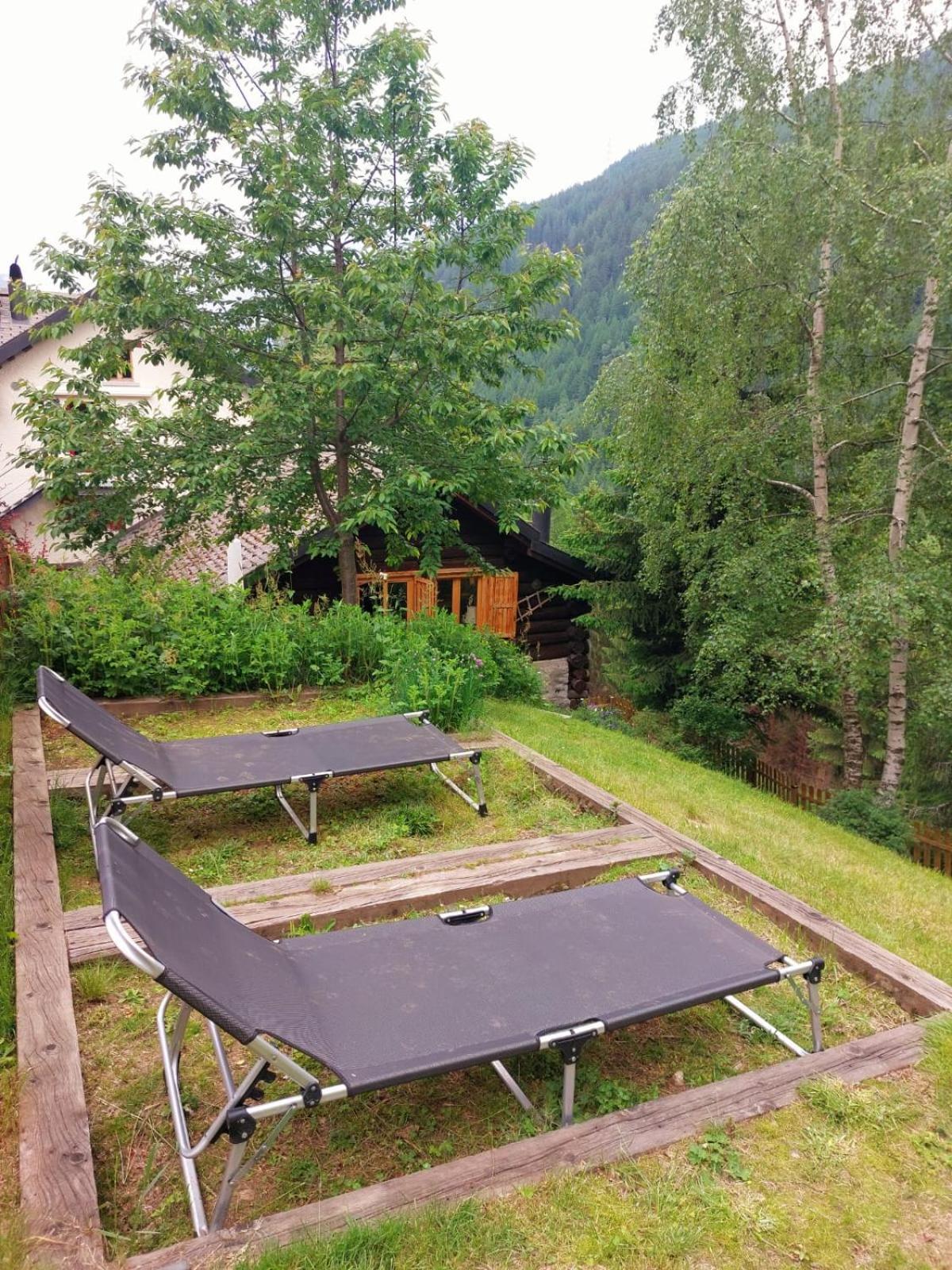 Bedretto "Chalet Dei Fiori" Room & Apartment מראה חיצוני תמונה